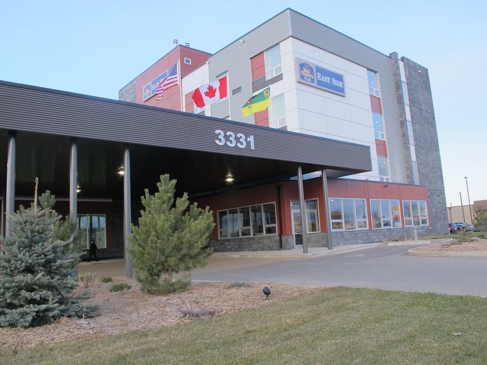 Best Western Plus East Side Саскатун Экстерьер фото