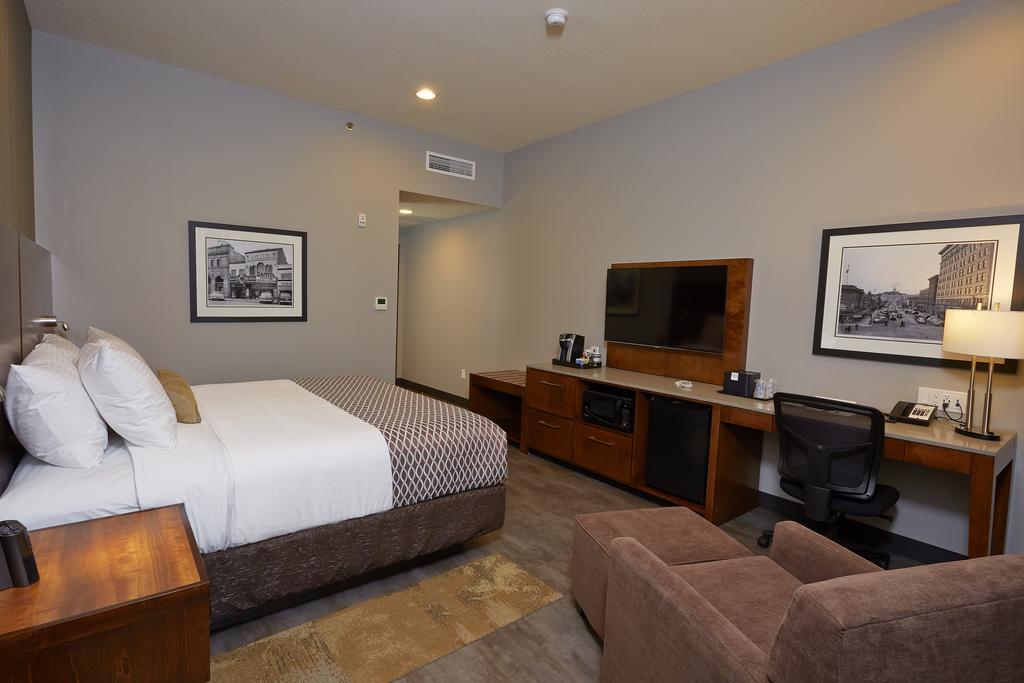 Best Western Plus East Side Саскатун Номер фото